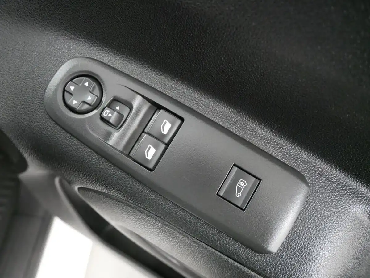 2019-citroen-berlingo-15bluehdi-650-enterprise-big-18
