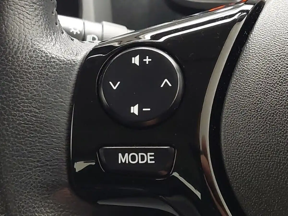 2019-toyota-aygo-10-vvt-i-x-play-big-17