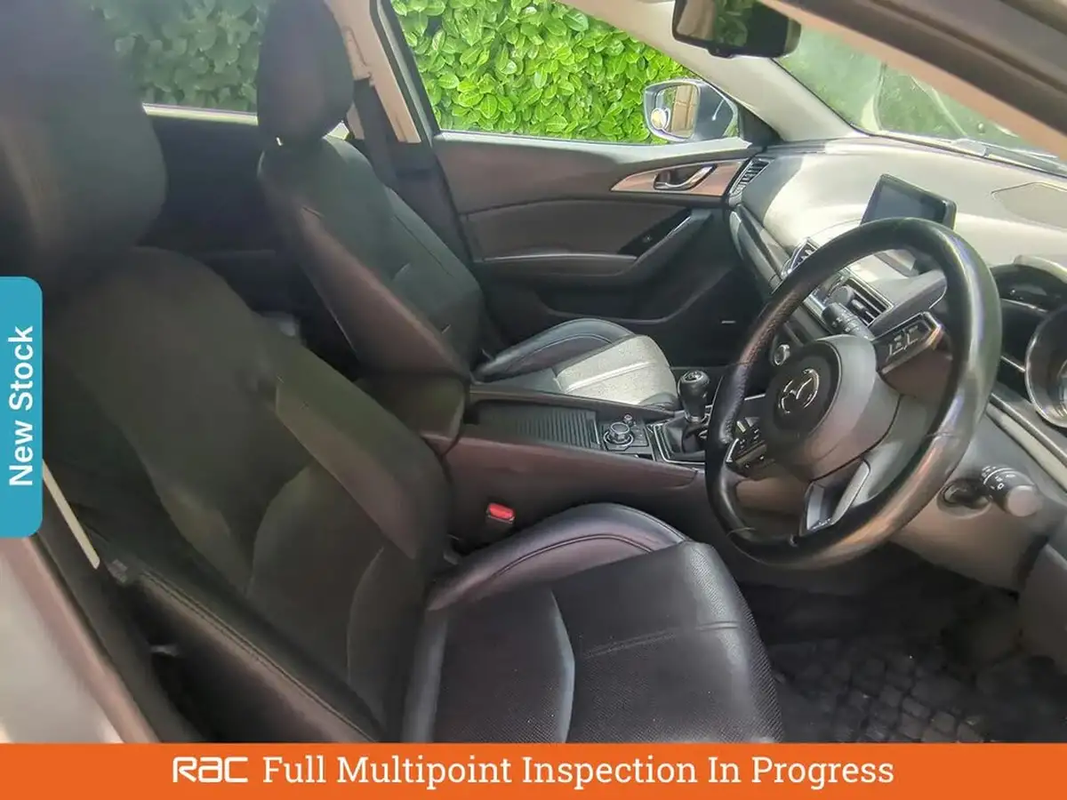 2018-mazda-mazda3-22td-sport-nav-hatchback-5d-big-2