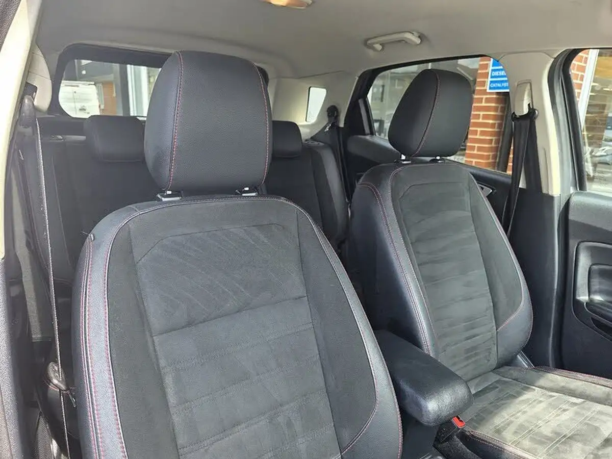 2018-ford-ecosport-10t-st-line-125ps-big-19