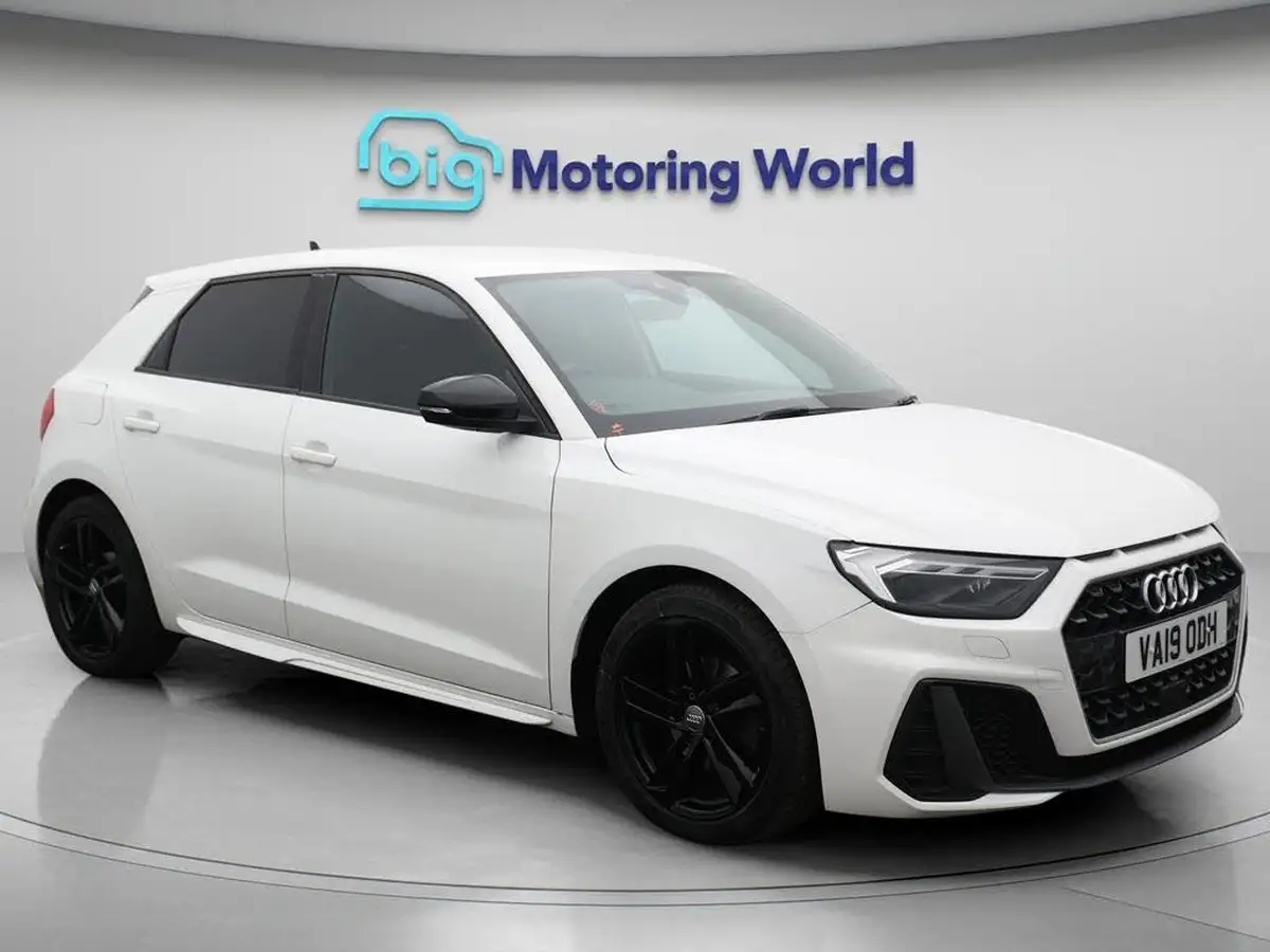 2019-audi-a1-10-30-tfsi-s-line-ss-tronic-big-0