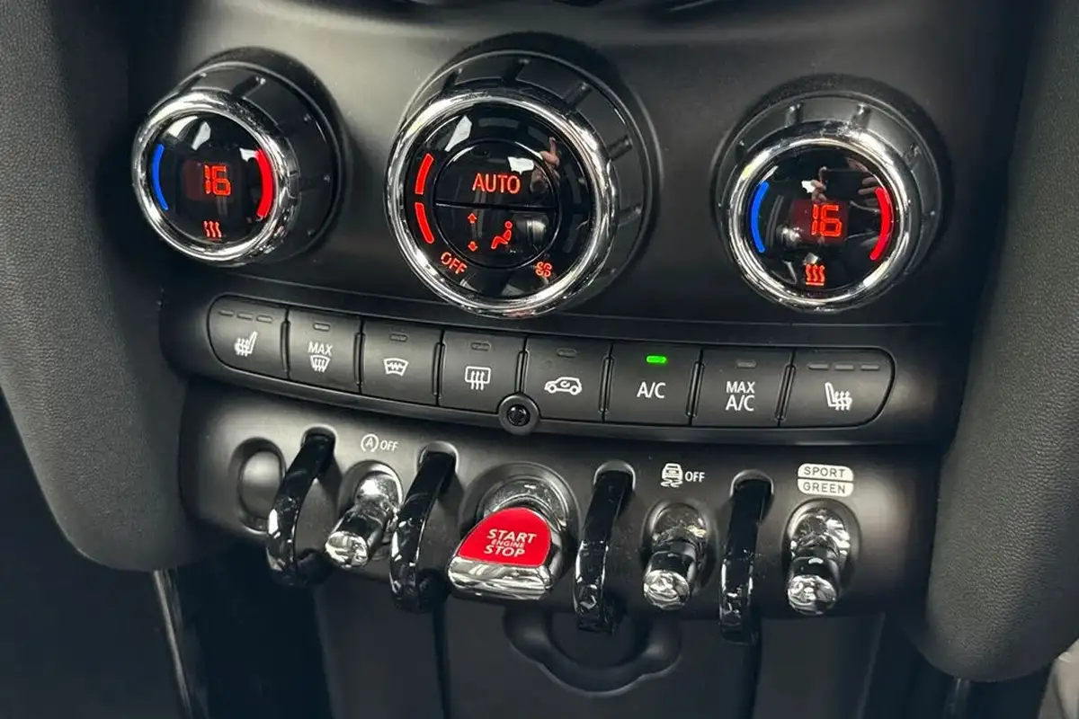 2022-mini-cooper-15-cooper-sport-hatchback-5d-big-21