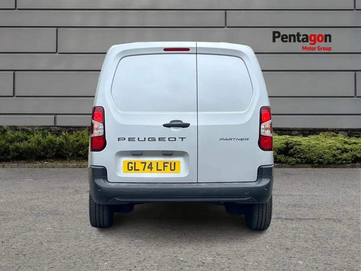 2024-peugeot-partner-15-bluehdi-professional-100pseu6d-big-15