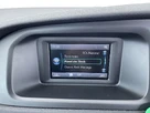 2016-volvo-v40-20-t2-r-design-small-40