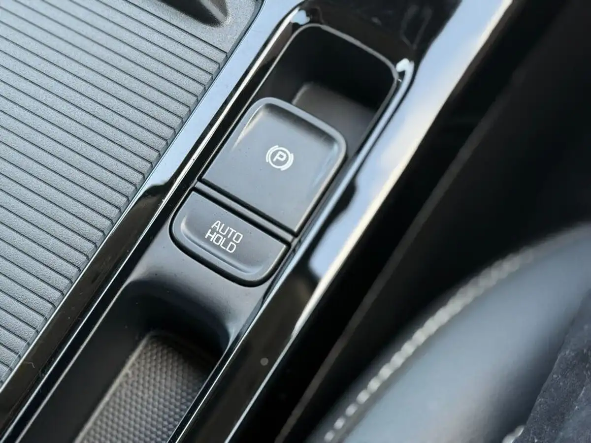 2022-kia-xceed-16-gdi-3-big-28