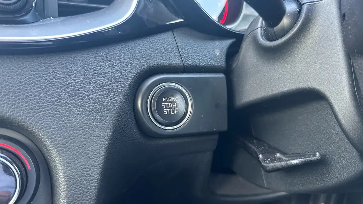 2022-kia-xceed-15-t-gdi-3-big-23