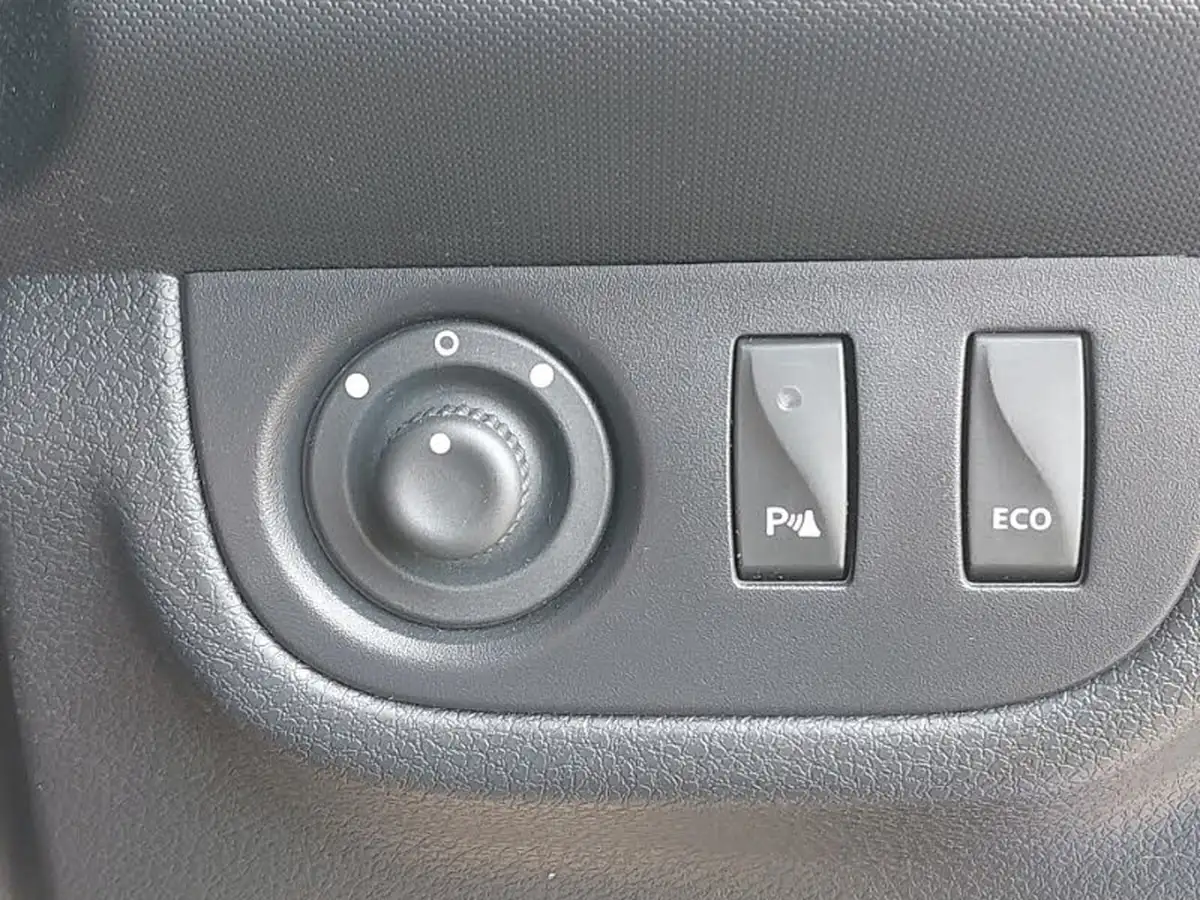 2021-dacia-sandero-stepway-09-tce-comfort-big-16