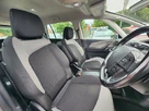 2016-citroen-grand-c4-picasso-16bluehdi-exclusive-eat6-small-16