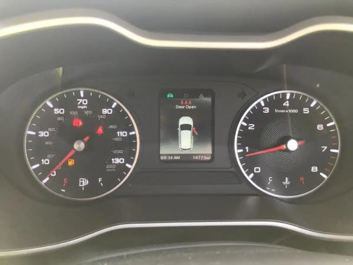 2023-mg-zs-suv-15-vti-tech-excite-big-13