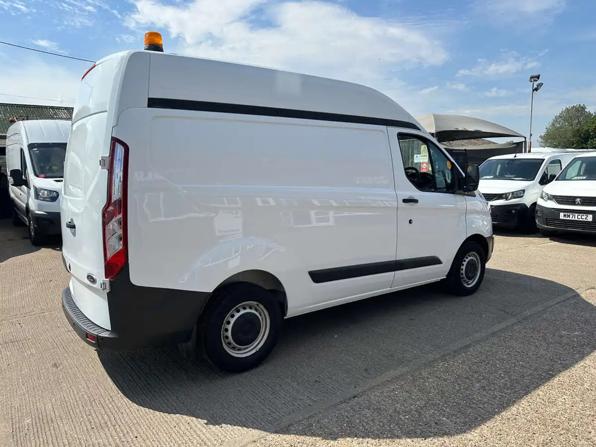 2017-ford-transit-custom-20tdci-290-l2h2-105pseu6-big-10