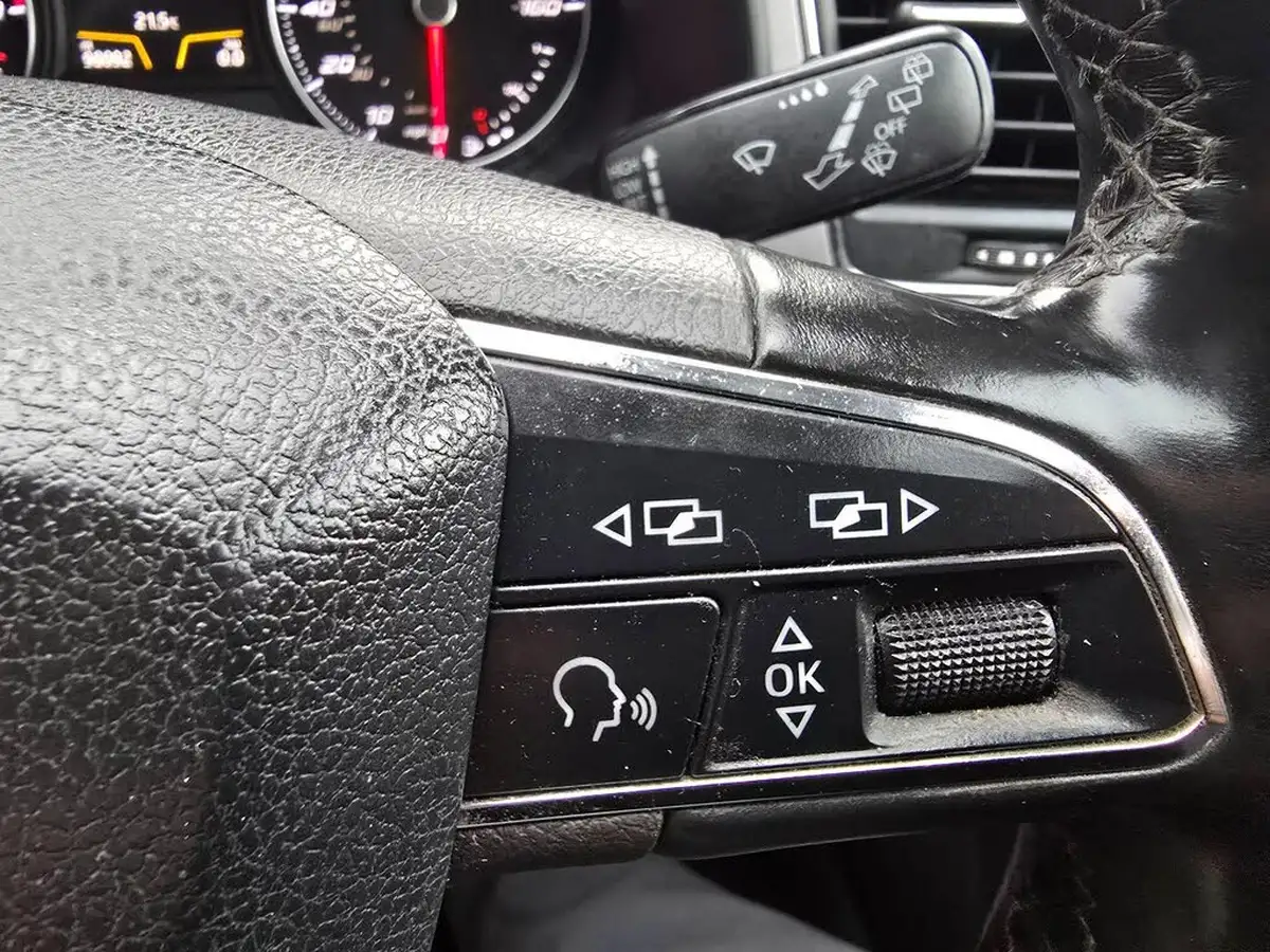 2017-seat-leon-12-tsi-se-dynamic-technology-hatchback-big-29