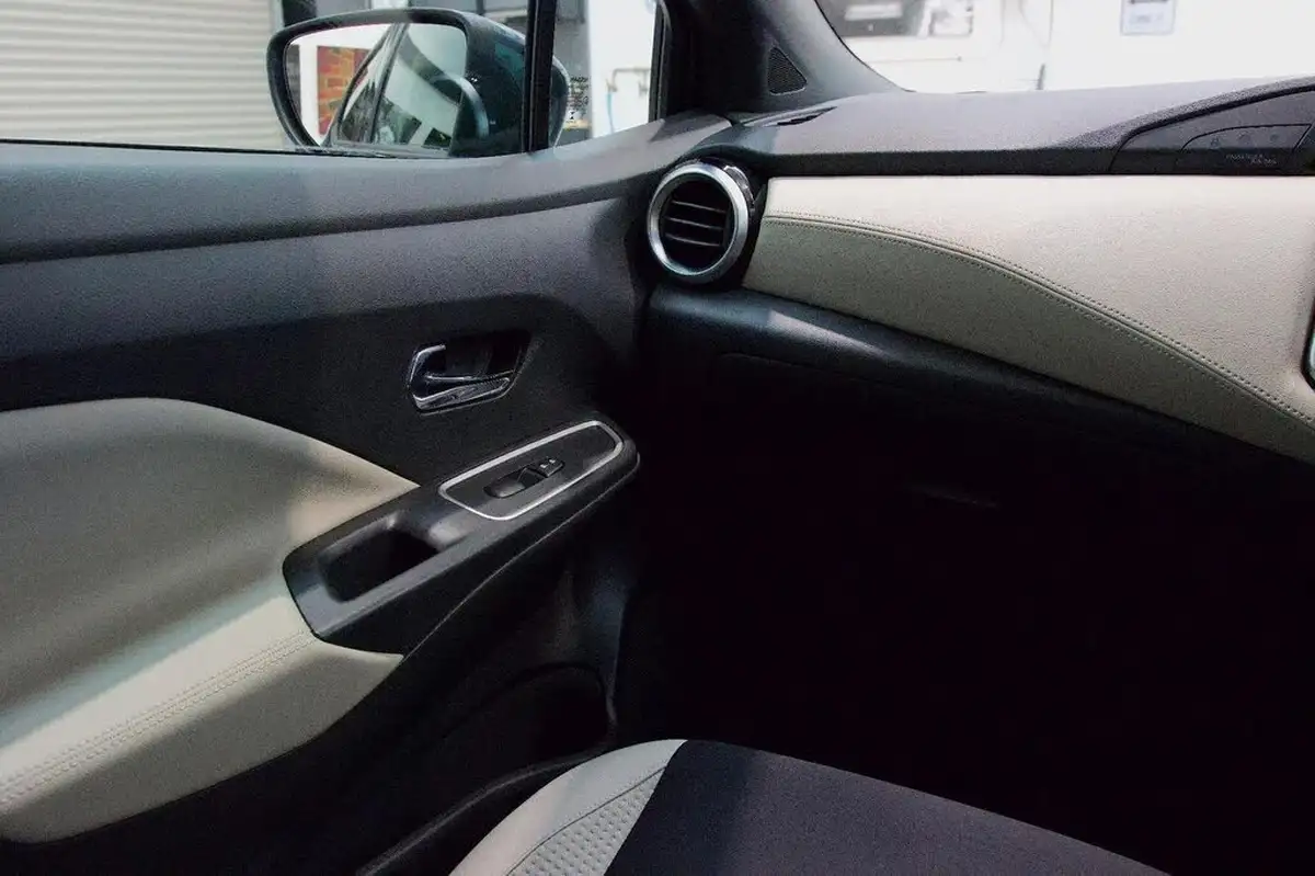 2017-nissan-micra-09-ig-t-tekna-big-25
