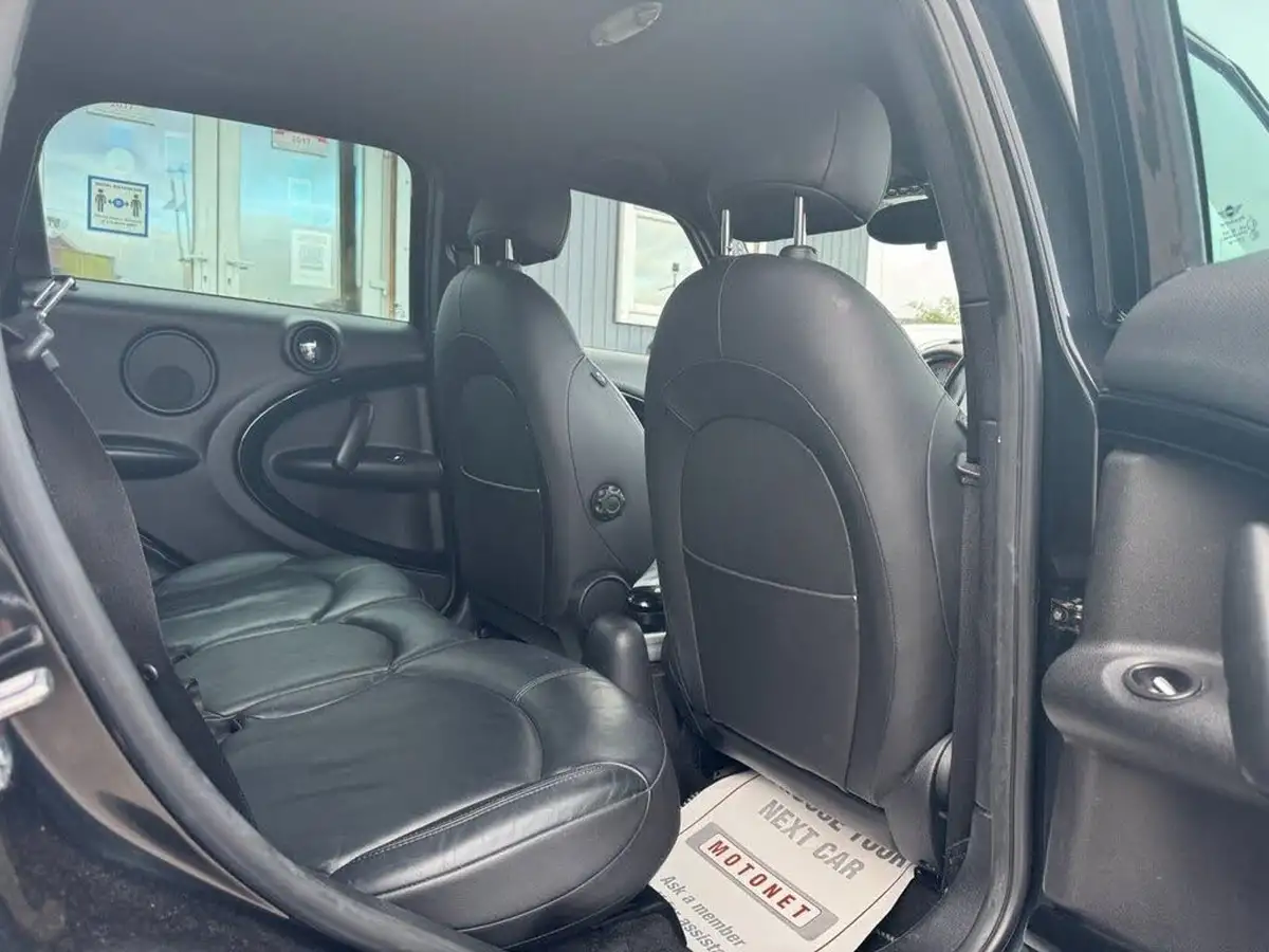 2011-mini-countryman-16-cooper-s-190bhp-all4-big-10