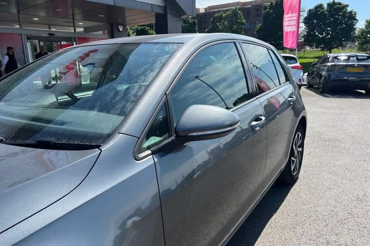 2019-volkswagen-golf-10-tsi-match-hatchback-5d-big-29