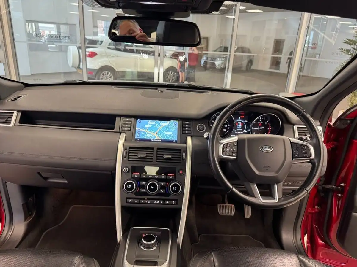 2017-land-rover-discovery-sport-20td4-hse-180ps-station-wagon-auto-big-23