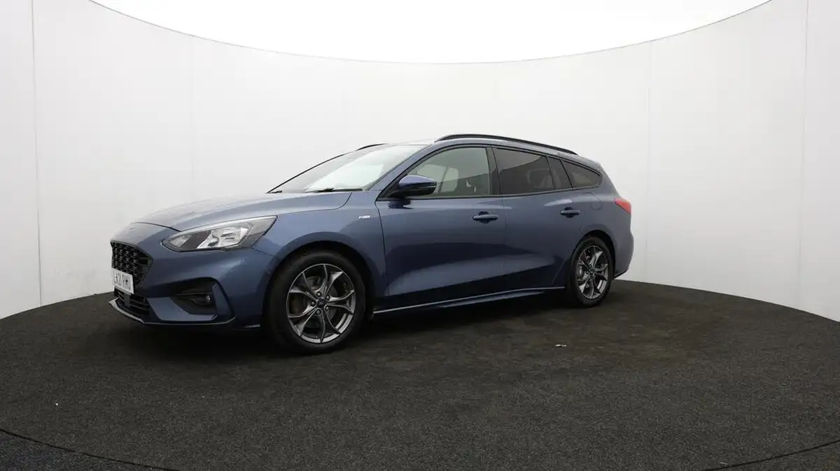 2021-ford-focus-15-st-line-estate-big-63