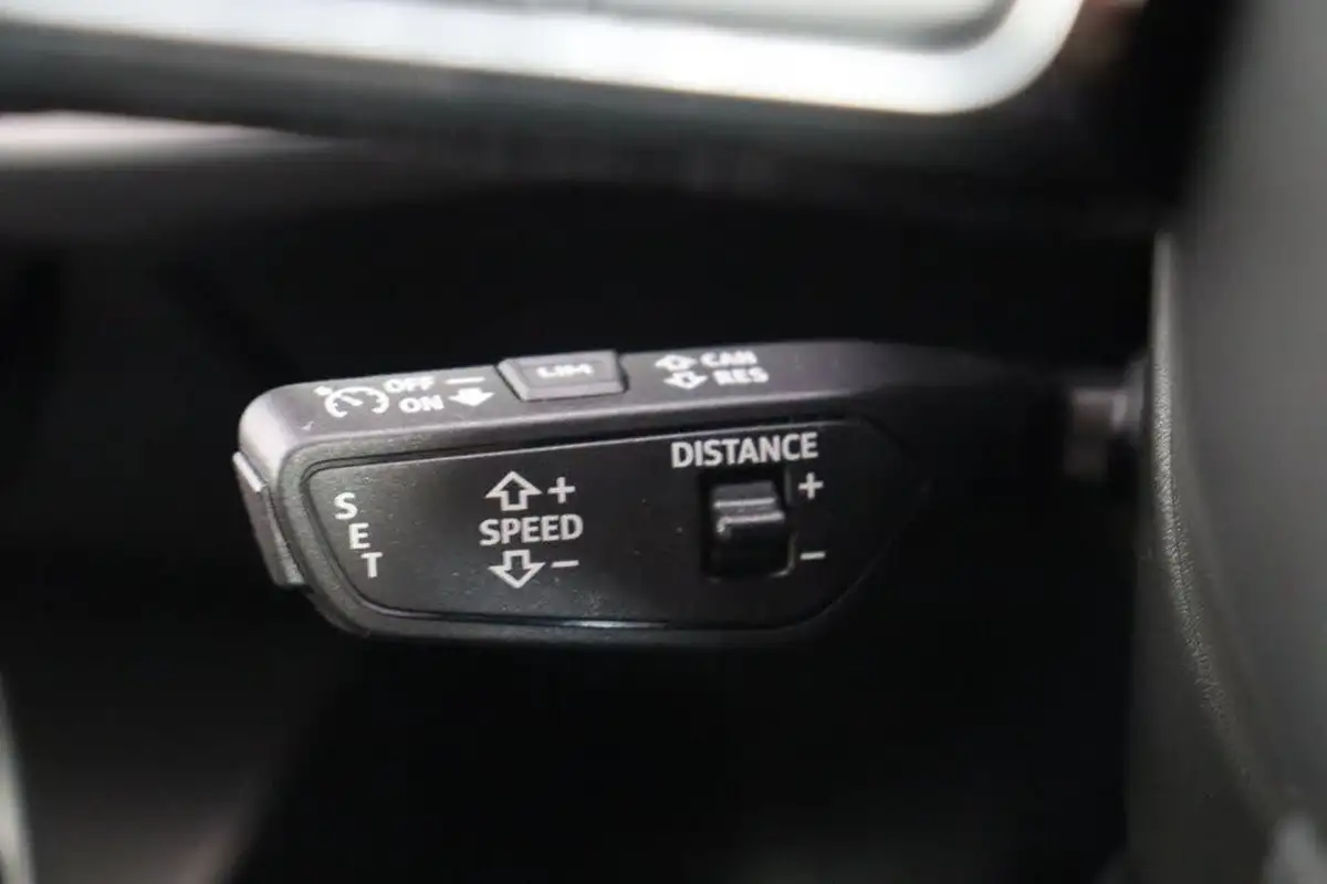 2023-audi-a3-10-30-tfsi-sportback-5d-big-25
