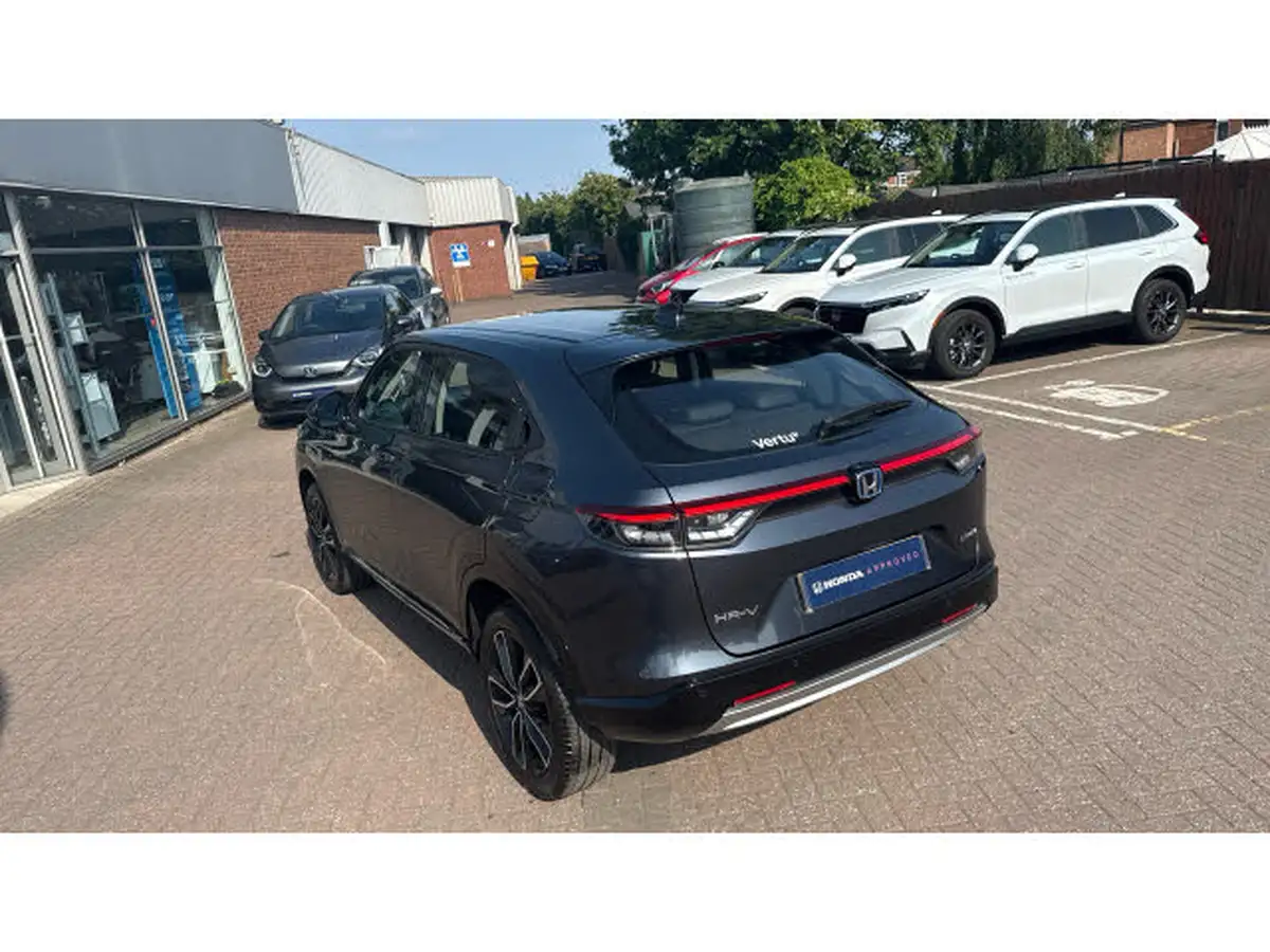 2022-honda-hr-v-15-i-mmd-advance-big-16