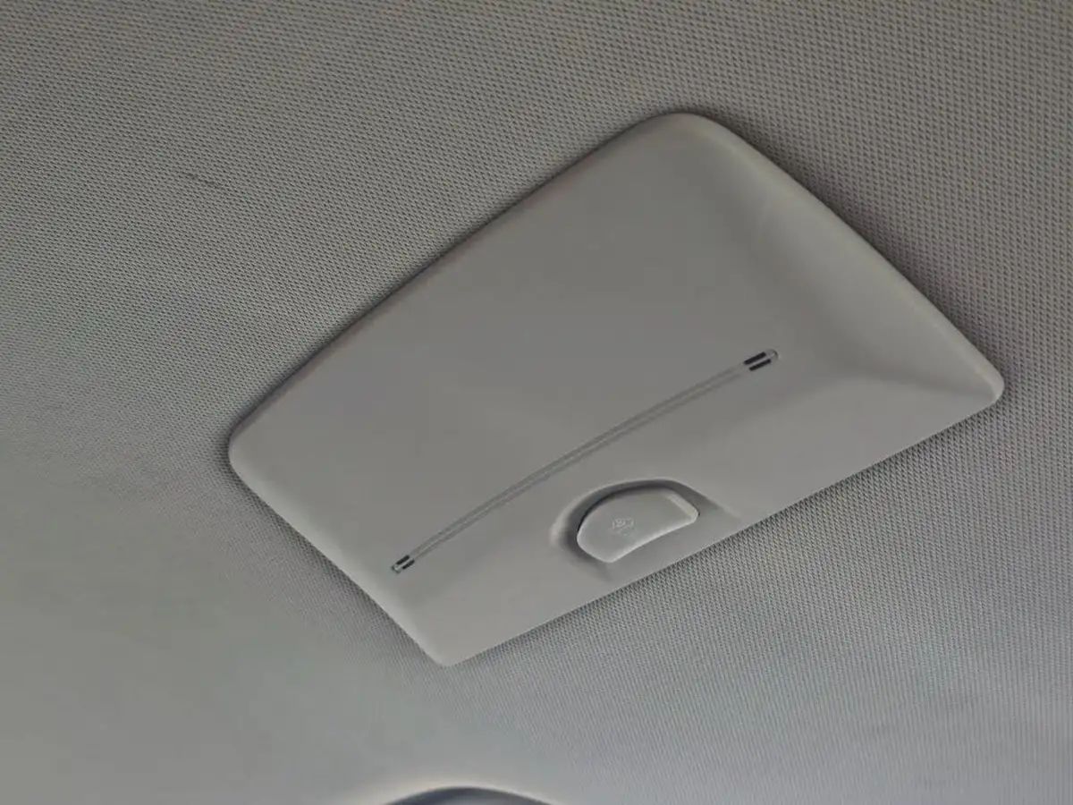 2019-nissan-leaf-e-n-connecta-big-76