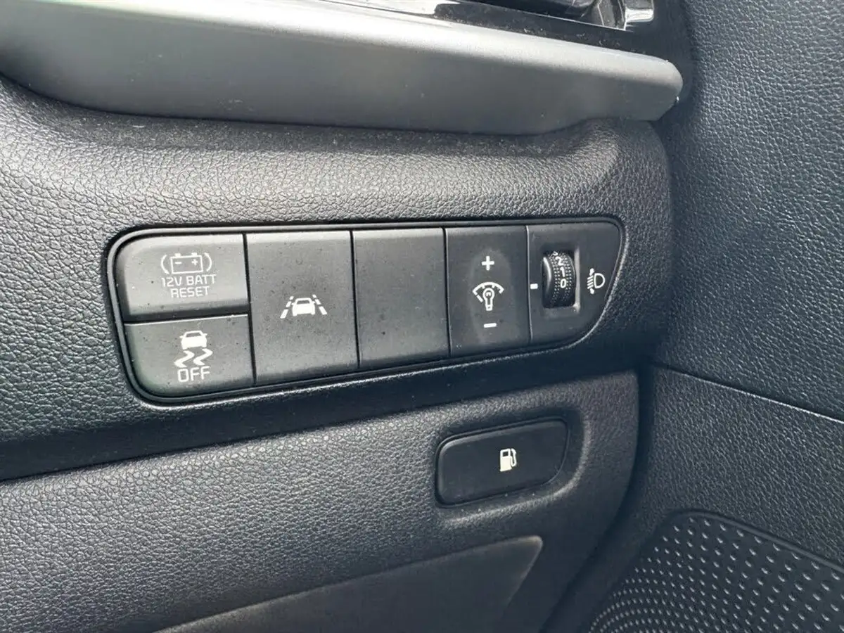 2020-kia-niro-16-gdi-3-big-15
