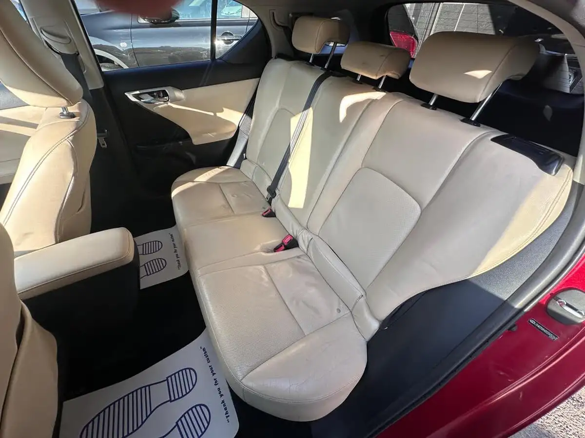 2011-lexus-ct-200h-18-se-l-premier-big-22