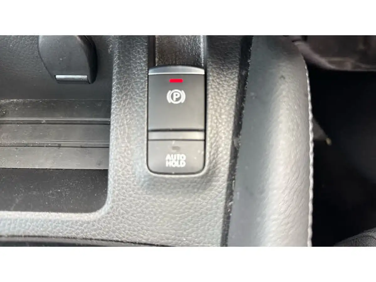 2019-nissan-qashqai-13-dig-t-n-connecta-140ps-big-34