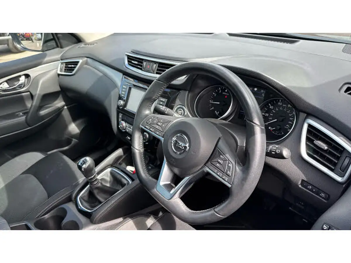 2019-nissan-qashqai-13-dig-t-n-connecta-140ps-big-10