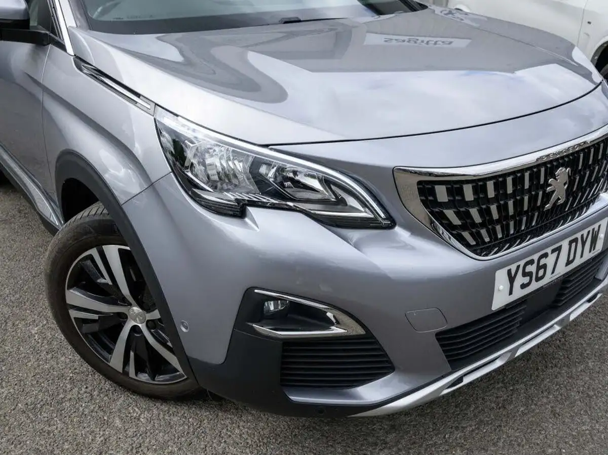2018-peugeot-3008-suv-12-puretech-allure-eat6-big-7