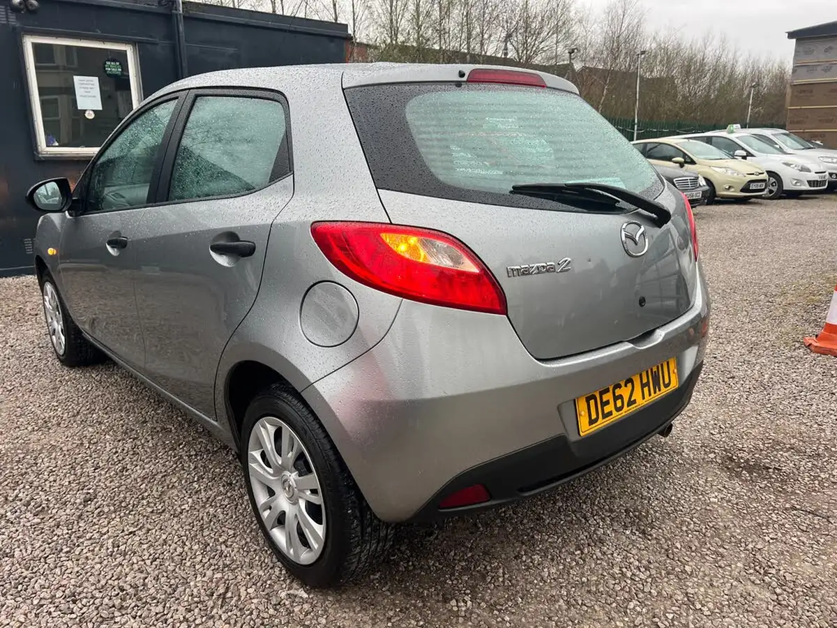 2012-mazda-mazda2-13-ts-air-con-75ps-5d-big-4