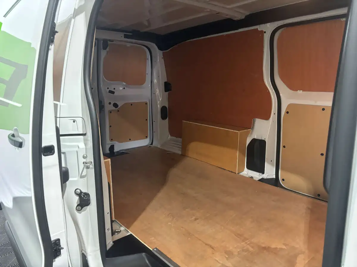 2024-vauxhall-vivaro-20td-xl-prime-panel-big-39