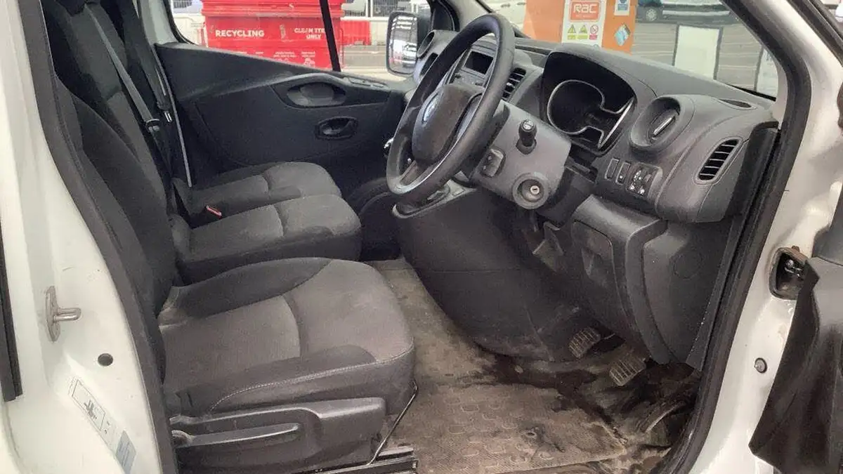 2021-renault-trafic-20dci-sl28-energy-120-business-big-5