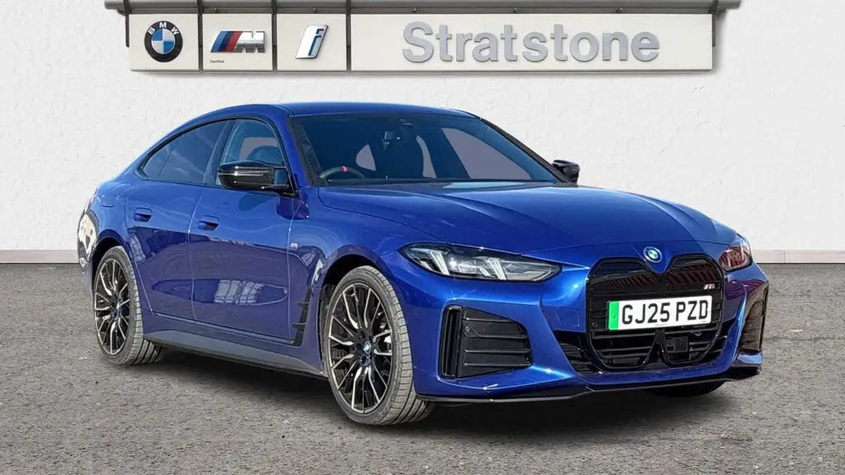 2025-bmw-i4-e-m50-big-0