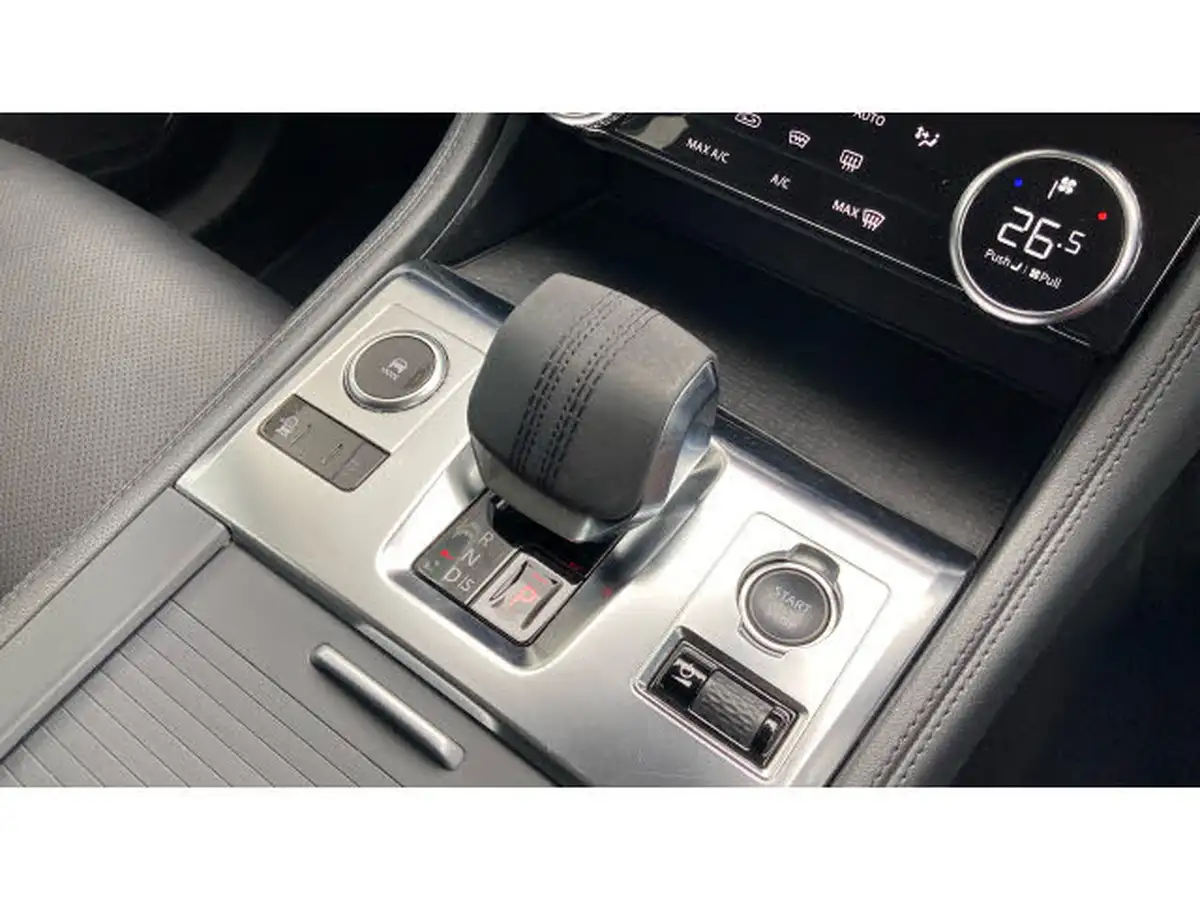 2021-jaguar-f-pace-20-d200-s-mhev-big-12