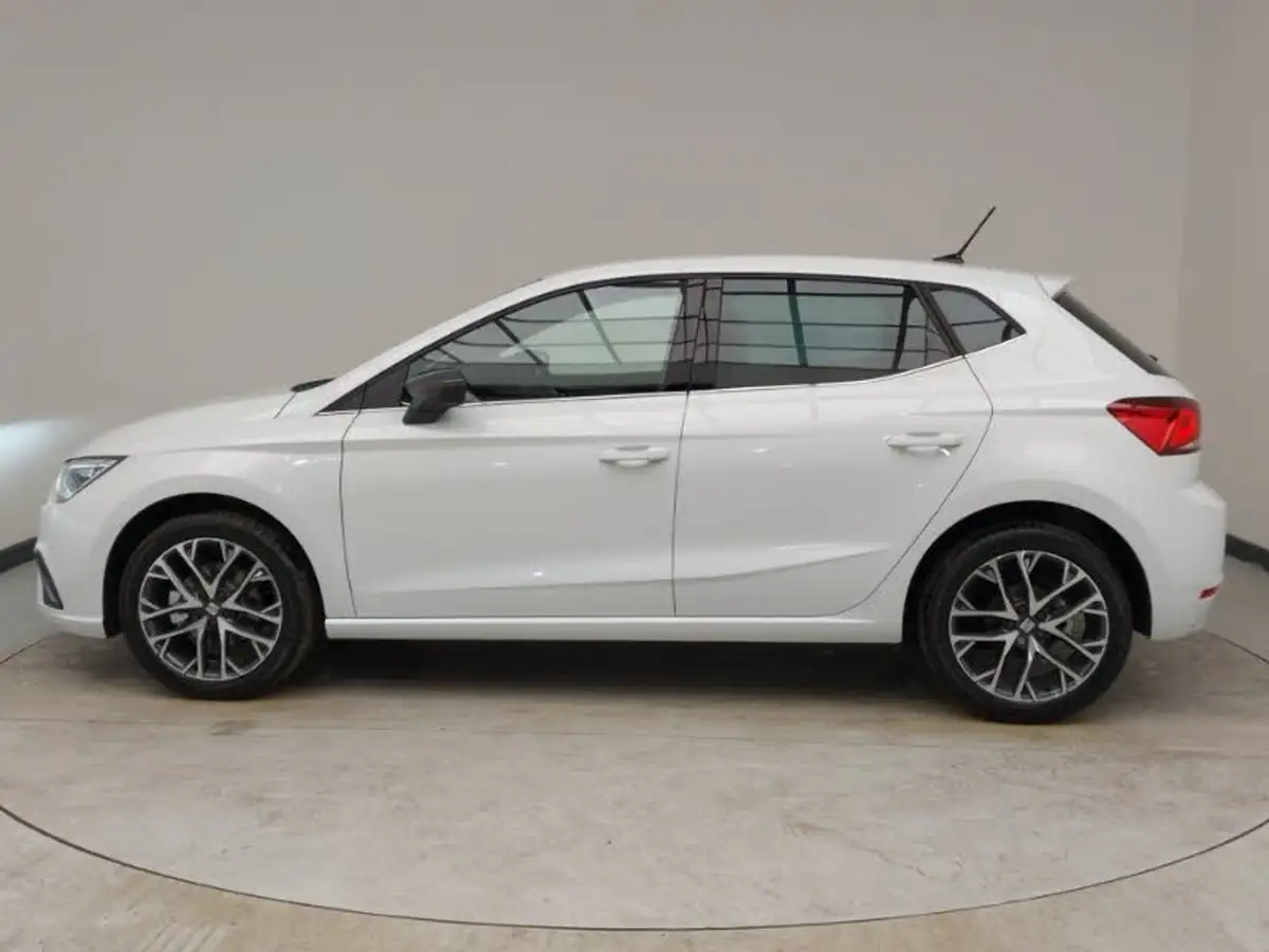 2025-seat-ibiza-10-tsi-xcellence-115ps-big-3
