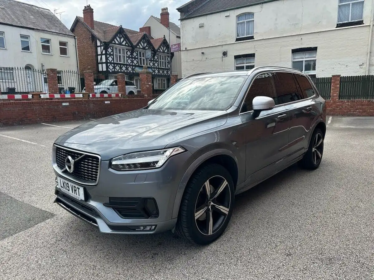 2019-volvo-xc90-20td-d5-r-design-big-1