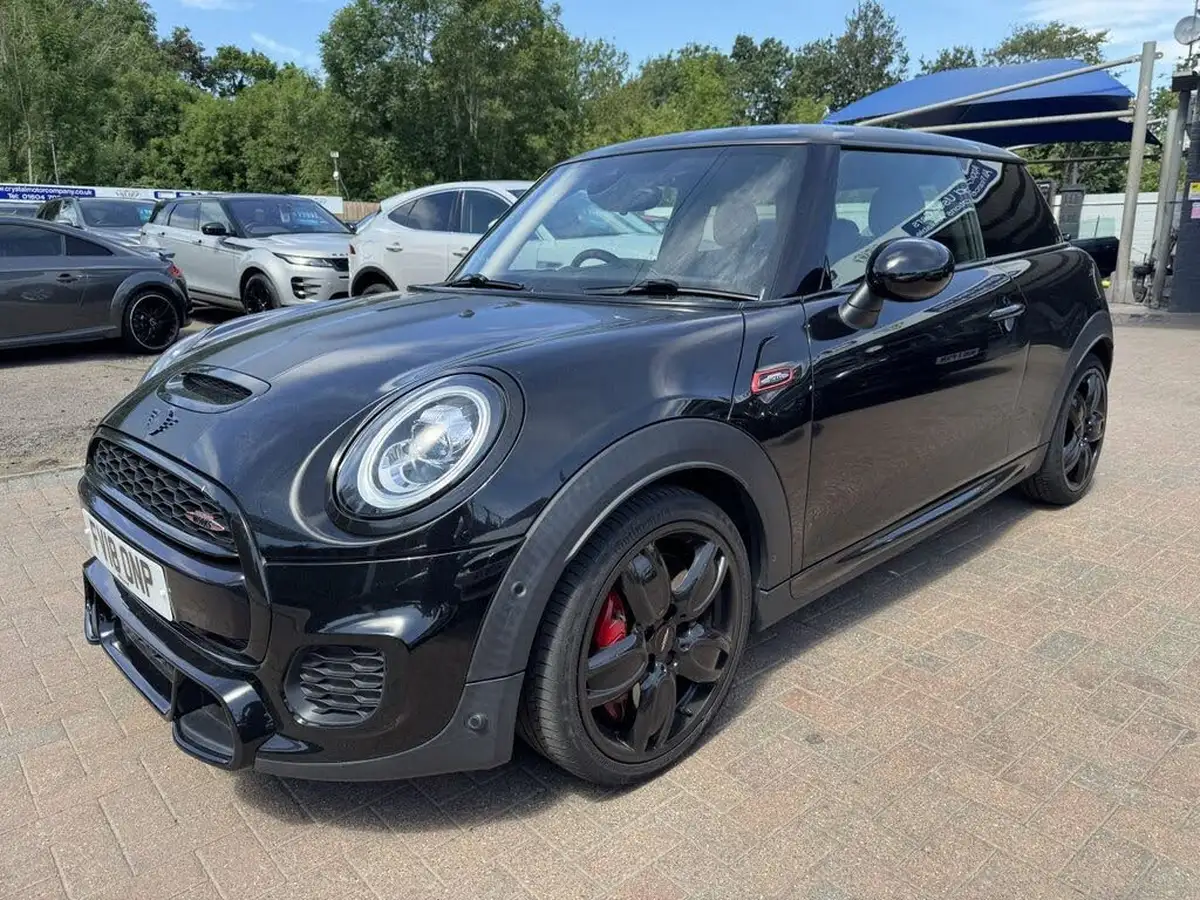 2018-mini-cooper-20-john-cooper-works-ss-hatchback-3d-big-4