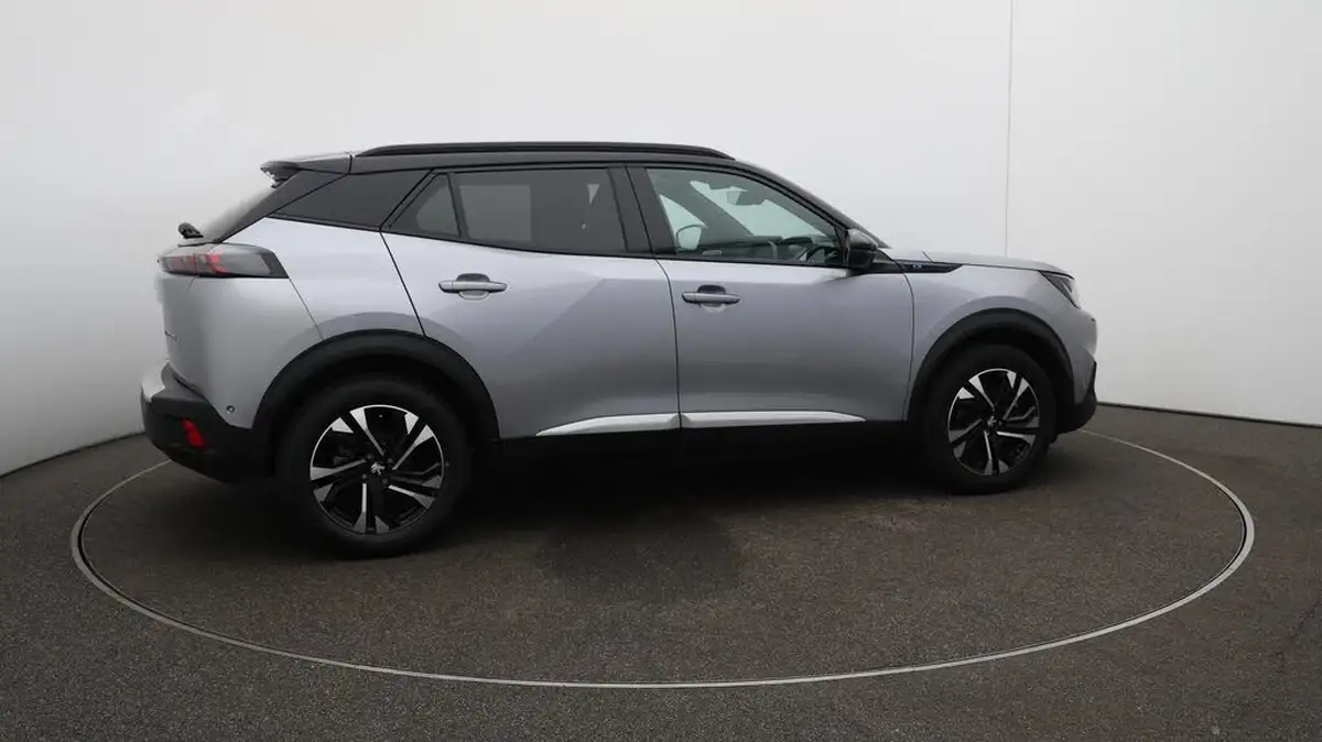 2023-peugeot-2008-suv-e-gt-136bhp-50kwh-station-wagon-big-53