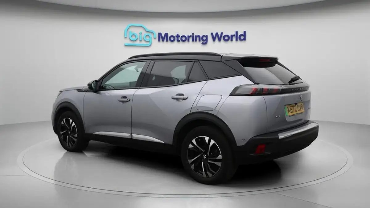 2023-peugeot-2008-suv-e-gt-136bhp-50kwh-station-wagon-big-5