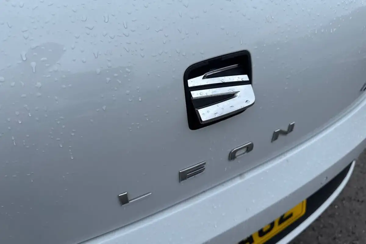 2019-seat-leon-15-tsi-evo-fr-150ps-hatchback-dsg-big-26