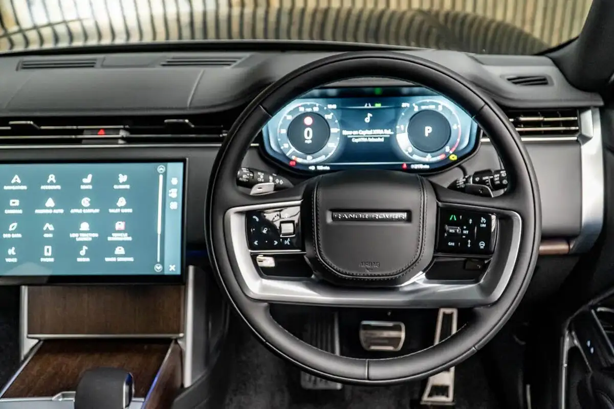 2025-land-rover-range-rover-30-d350-se-big-25