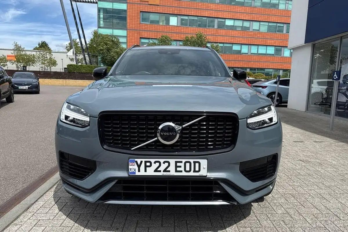 2022-volvo-xc90-20-t8-r-design-455bhp-big-12
