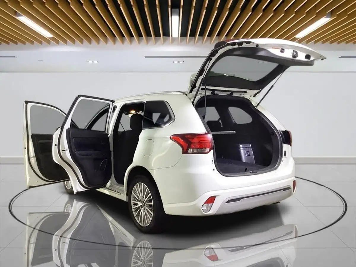2019-mitsubishi-outlander-24-4h-phev-big-10