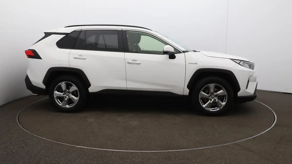 2021-toyota-rav4-25-vvt-i-design-215bhp-big-37