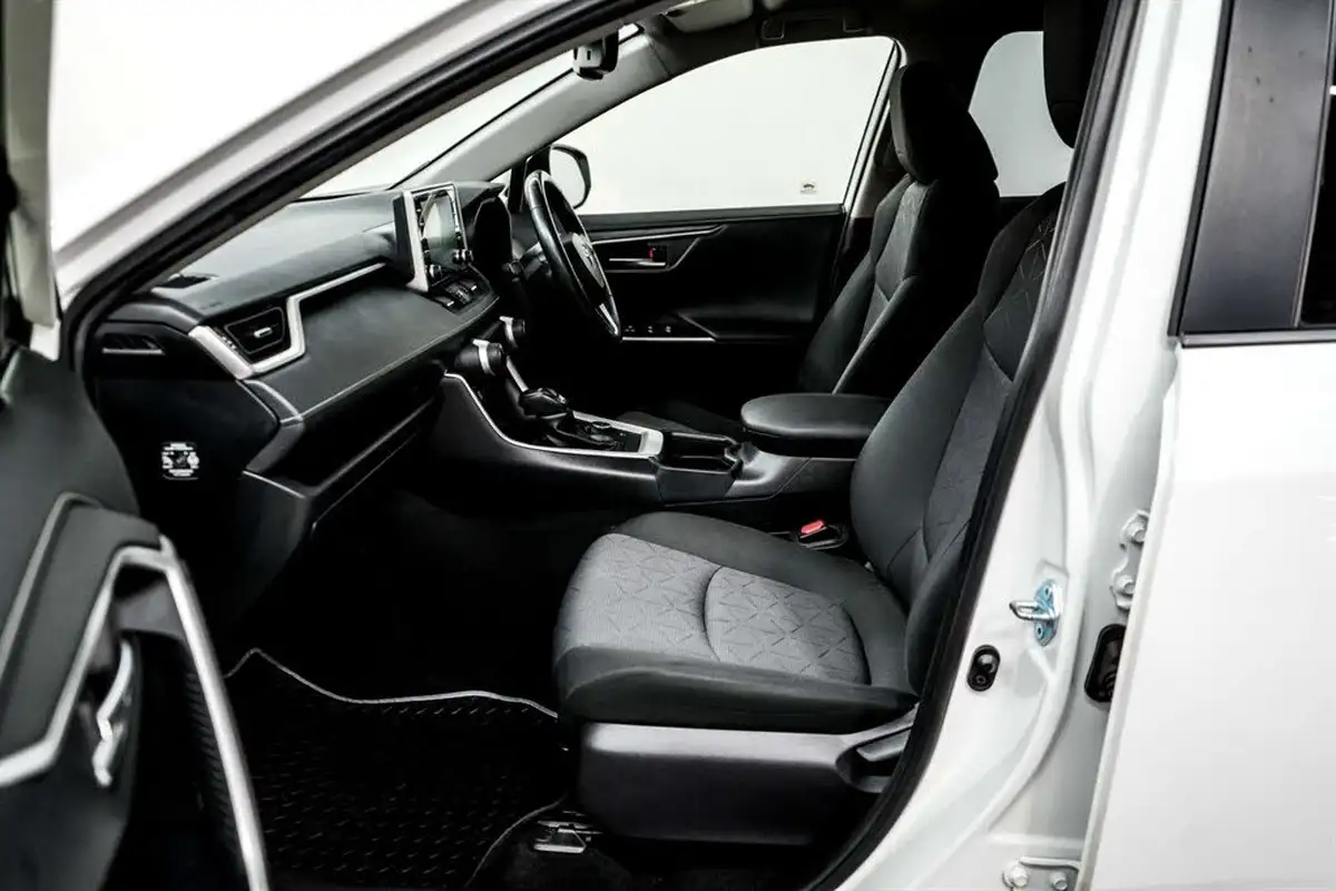 2020-toyota-rav4-25-vvt-i-design-219bhp-big-17