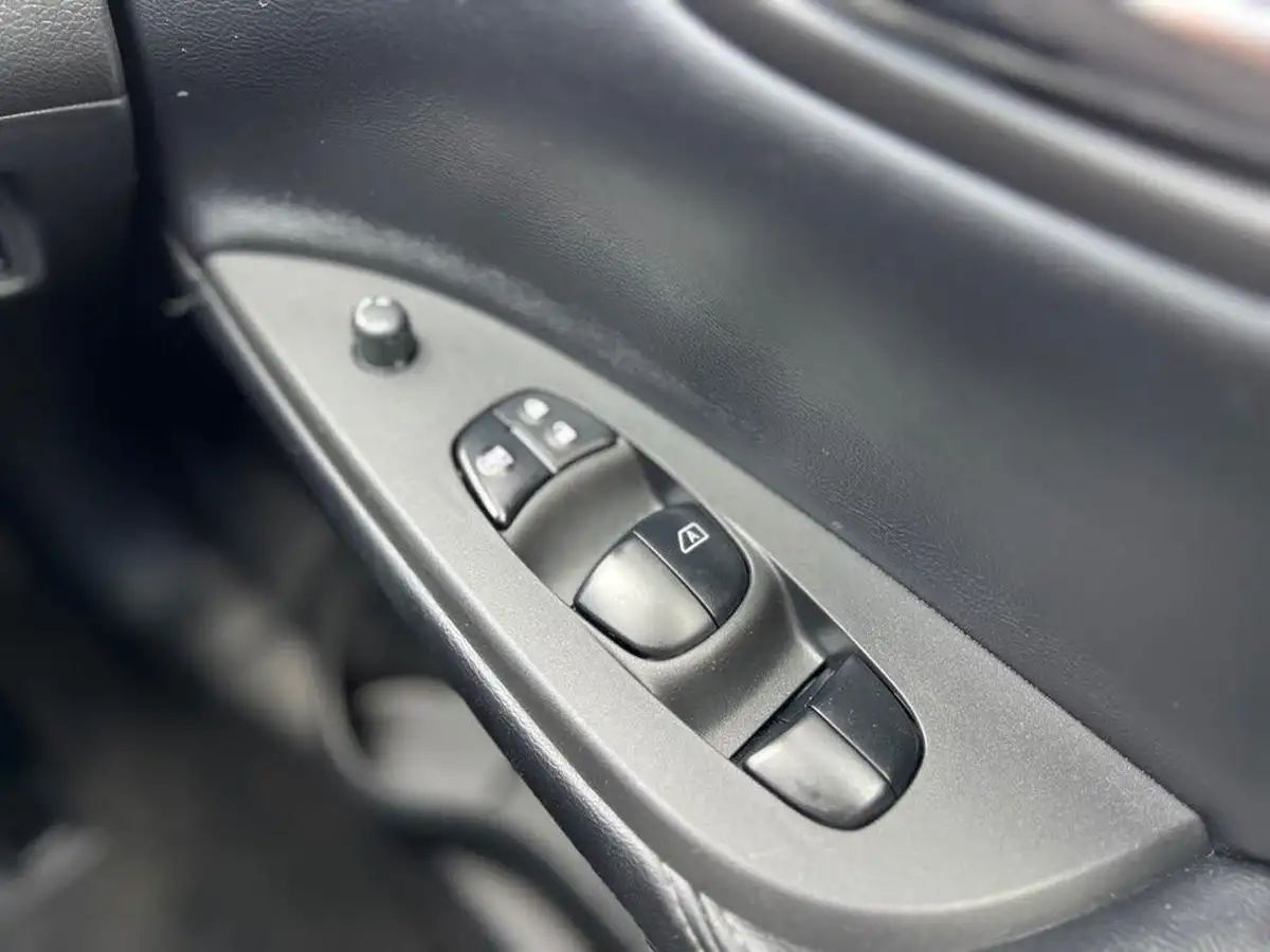 2017-nissan-pulsar-12-dig-t-n-connecta-ss-xtronic-big-34