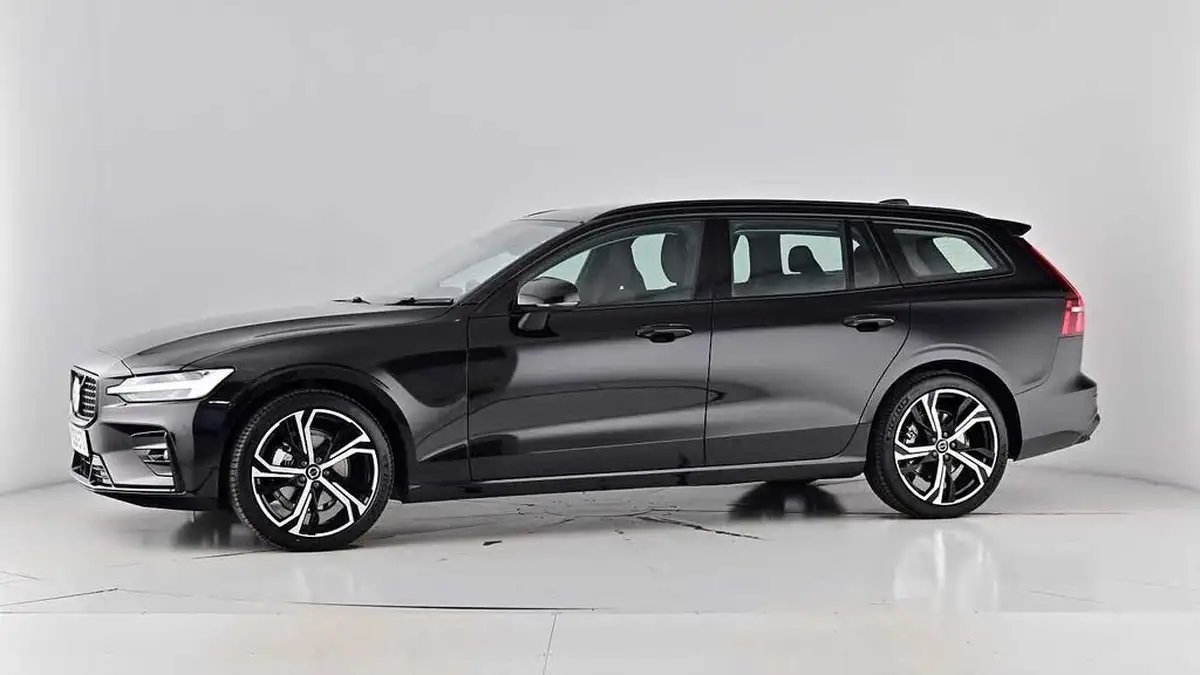2025-volvo-v60-20-b4-plus-station-wagon-big-60