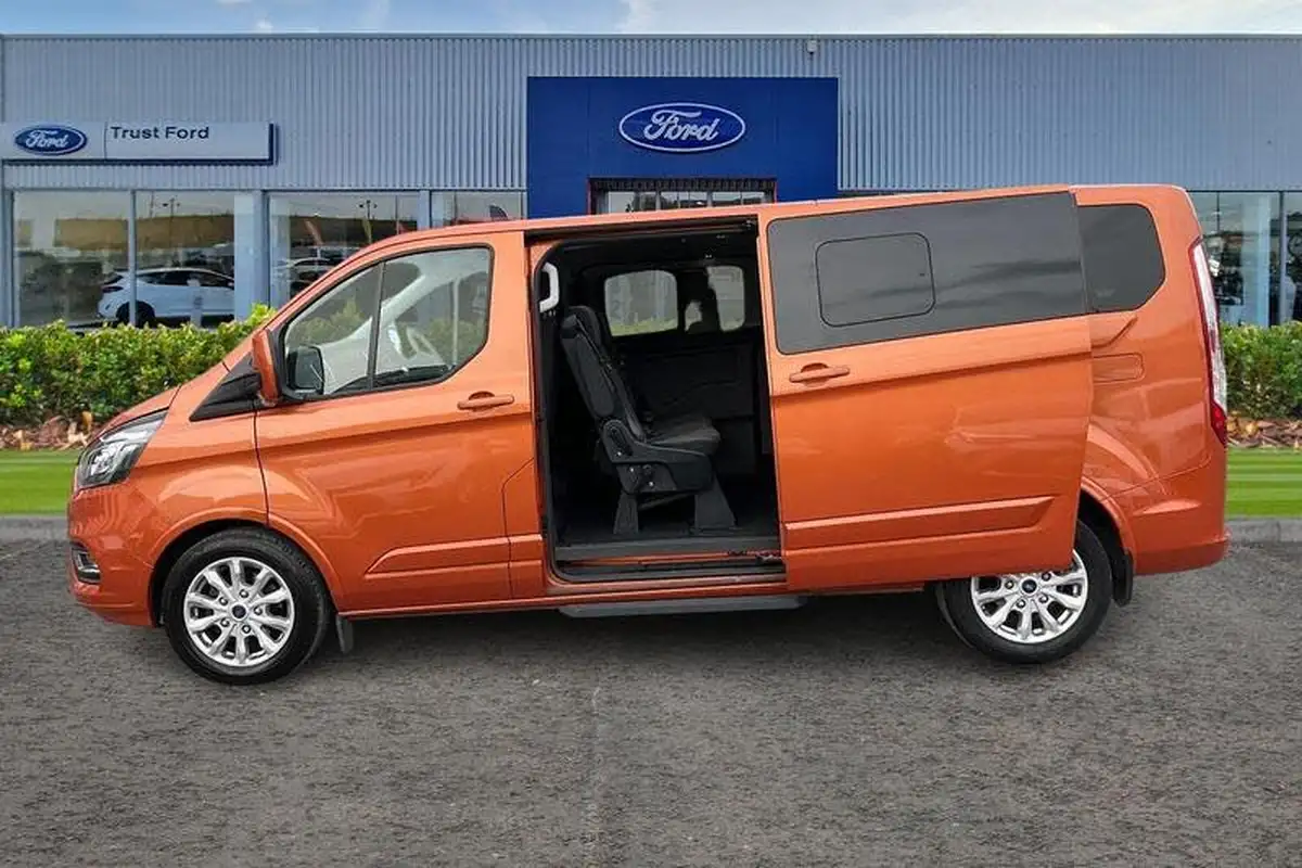 2021-ford-tourneo-custom-20tdci-320-l1-zetec-130pseu6dt-auto-big-5