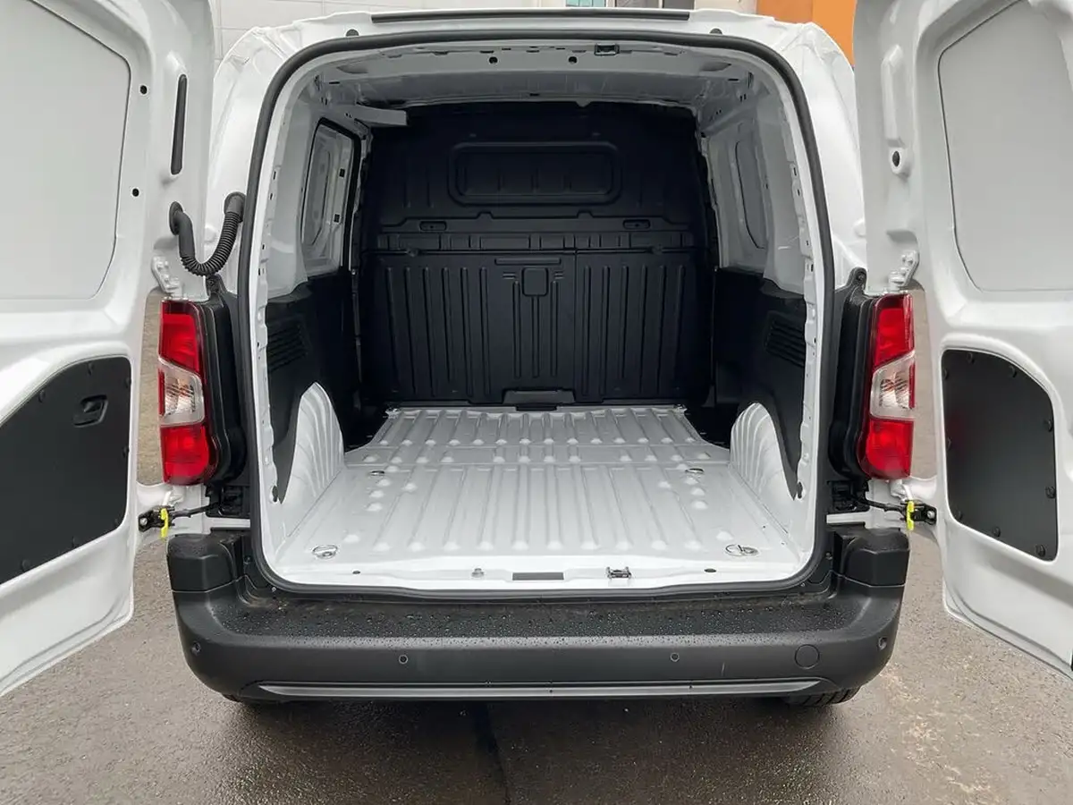 2025-fiat-doblo-big-11