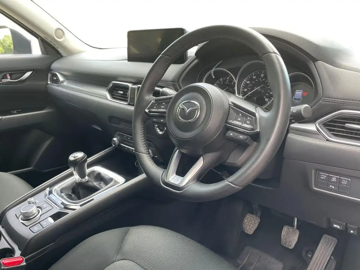 2023-mazda-cx-5-20-centre-line-big-14
