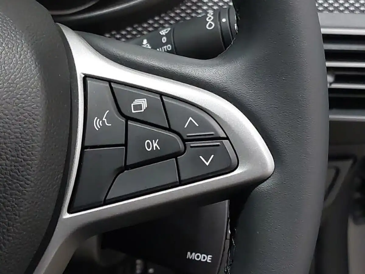 2023-dacia-sandero-10-tce-expression-90bhp-big-16